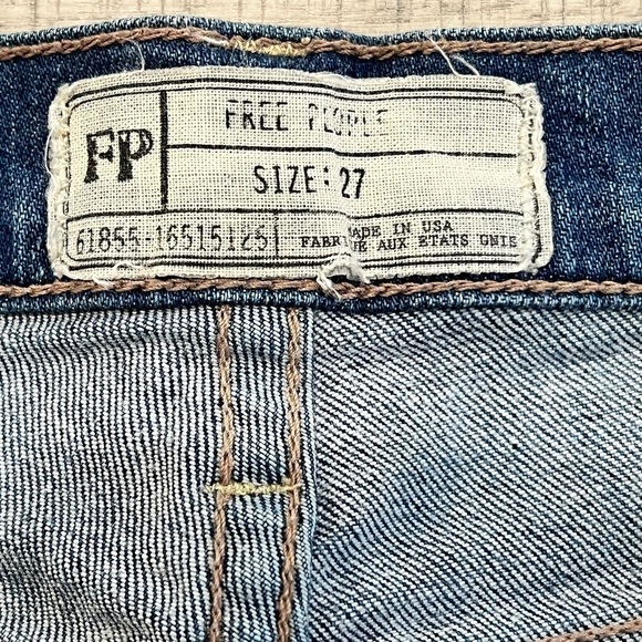 Free People Light Wash Skinny Jeans - size 27 - Picture 2 of 10